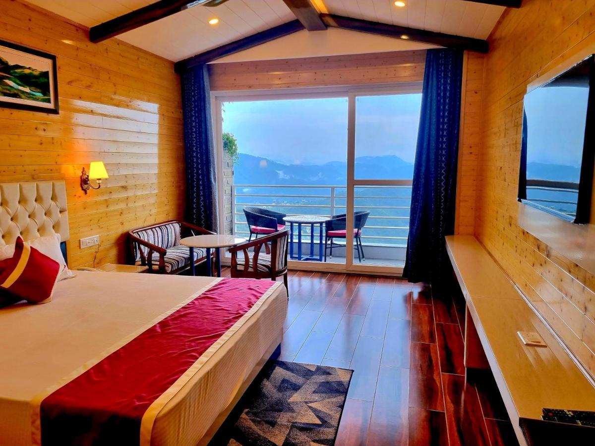 Hotel Wood Stock Luxury - A Boutique Property - Penthouse - Open Air Restaurant & Terrace Kasauli Exterior photo